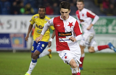 Slavia extend contract with striker Hrubý until 2018